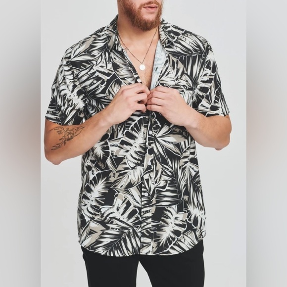 SER.O.YA Warren Button Down In Black Palm - Picture 3 of 5